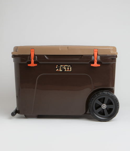 Yeti Tundra Haul Wheeled Cooler - Wetlands Camo