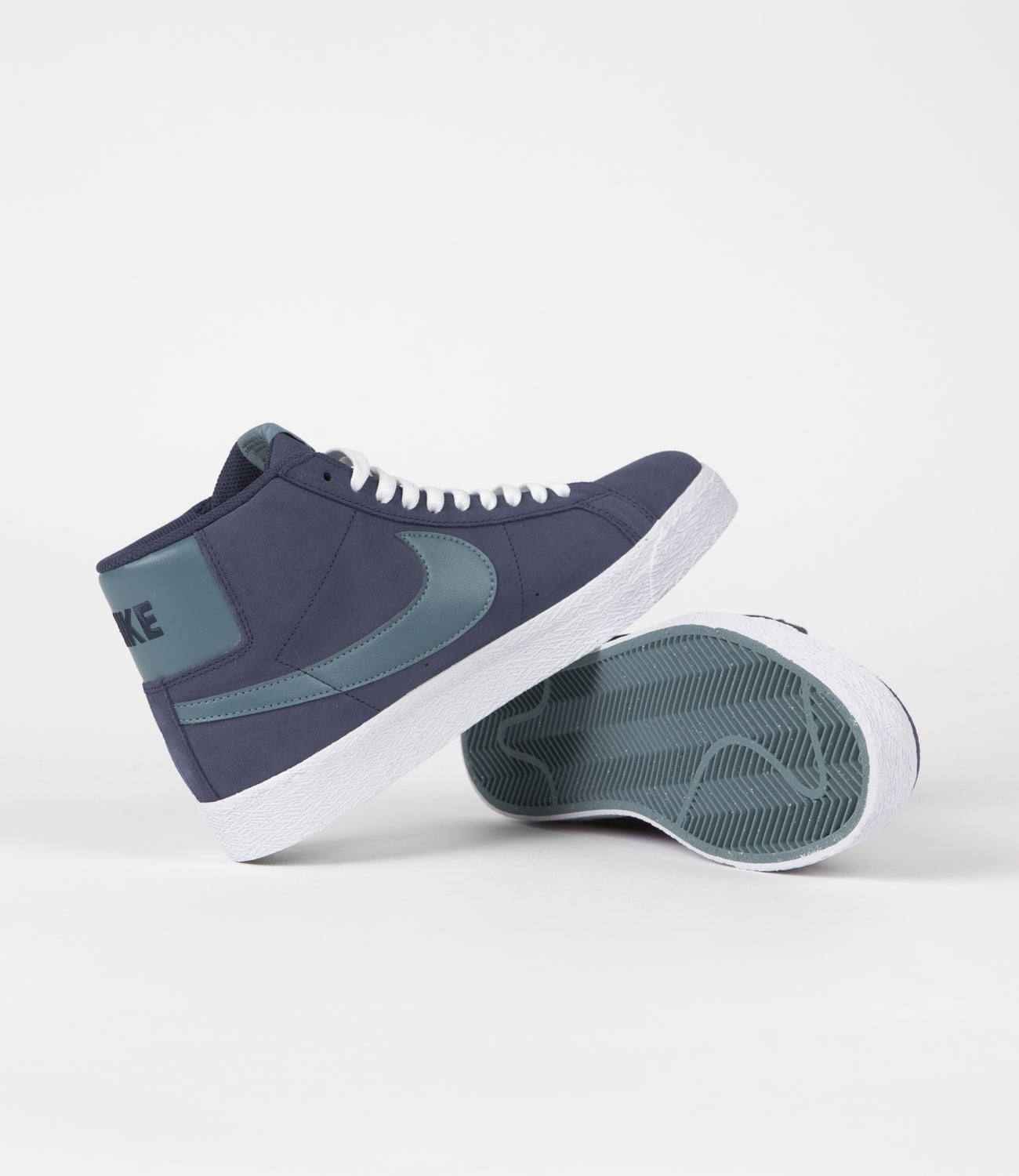 Nike SB Blazer Mid Shoes - Midnight Navy / Noise Aqua - Midnight Navy | Flatspot