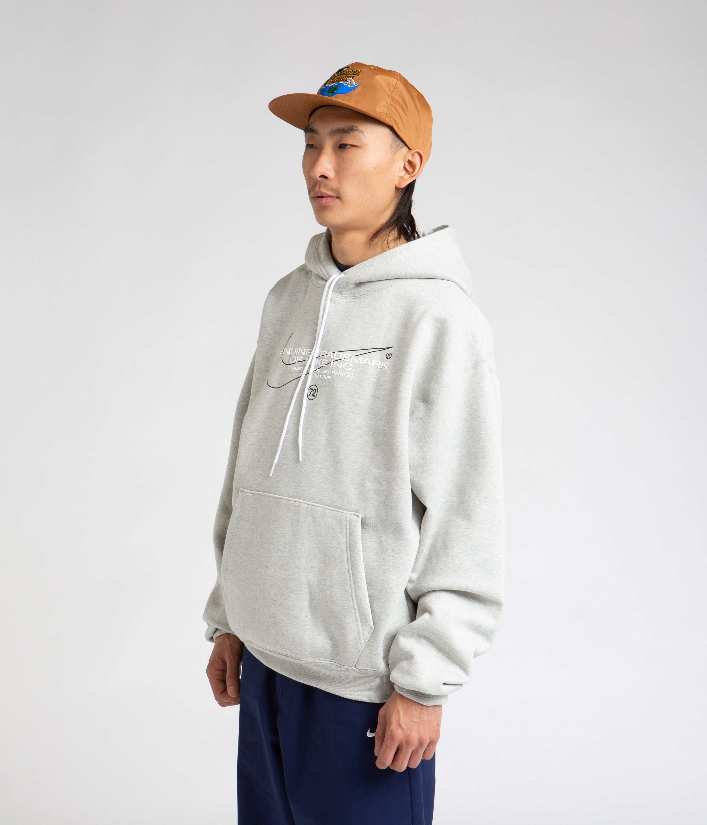 Nike SB Genuine Trademark Hoodie Grey Heather Flatspot