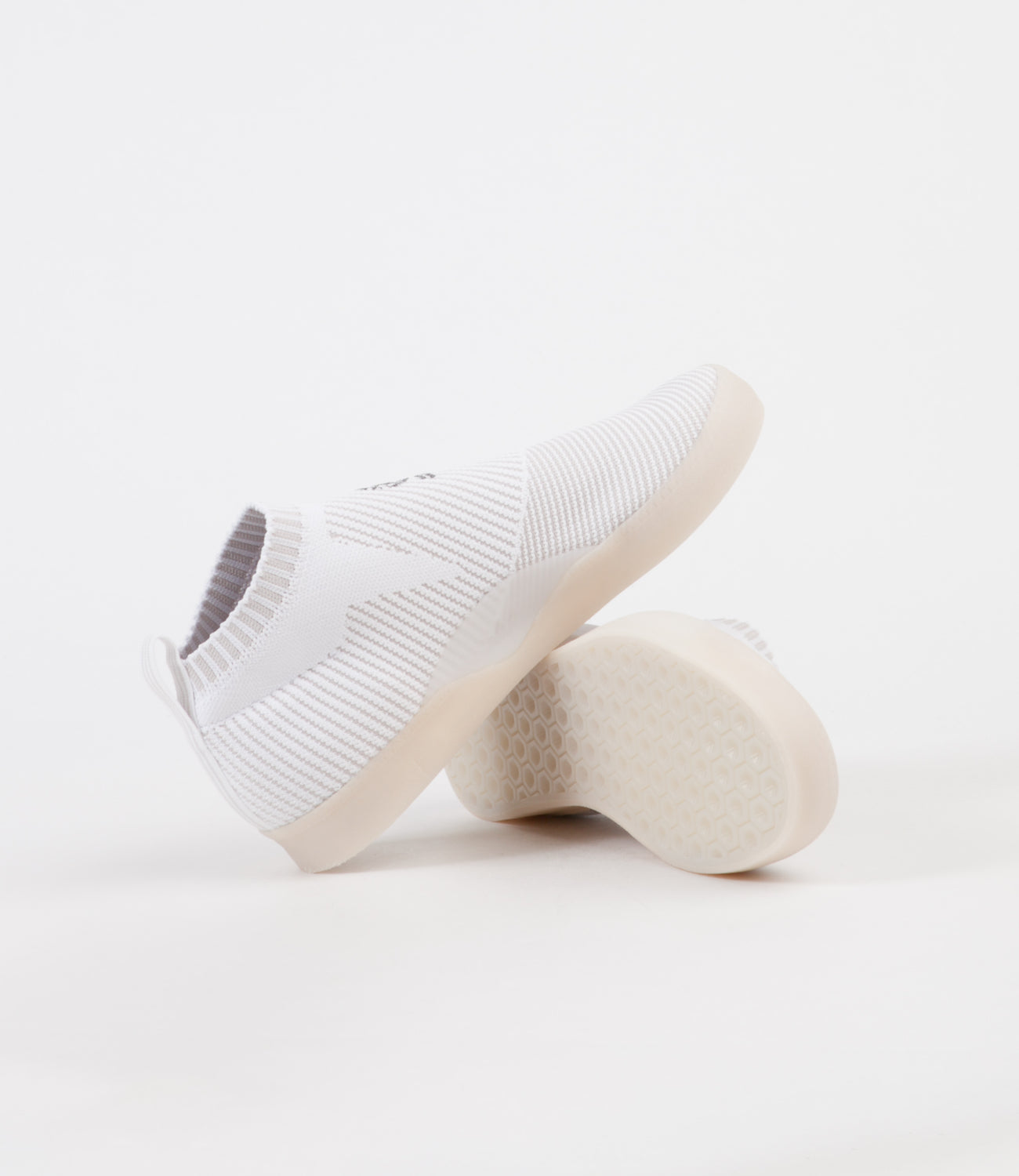 Giraf virkelighed Plenarmøde Adidas 3ST.002 Primeknit Shoes - White / Grey One / Core Black | Flatspot