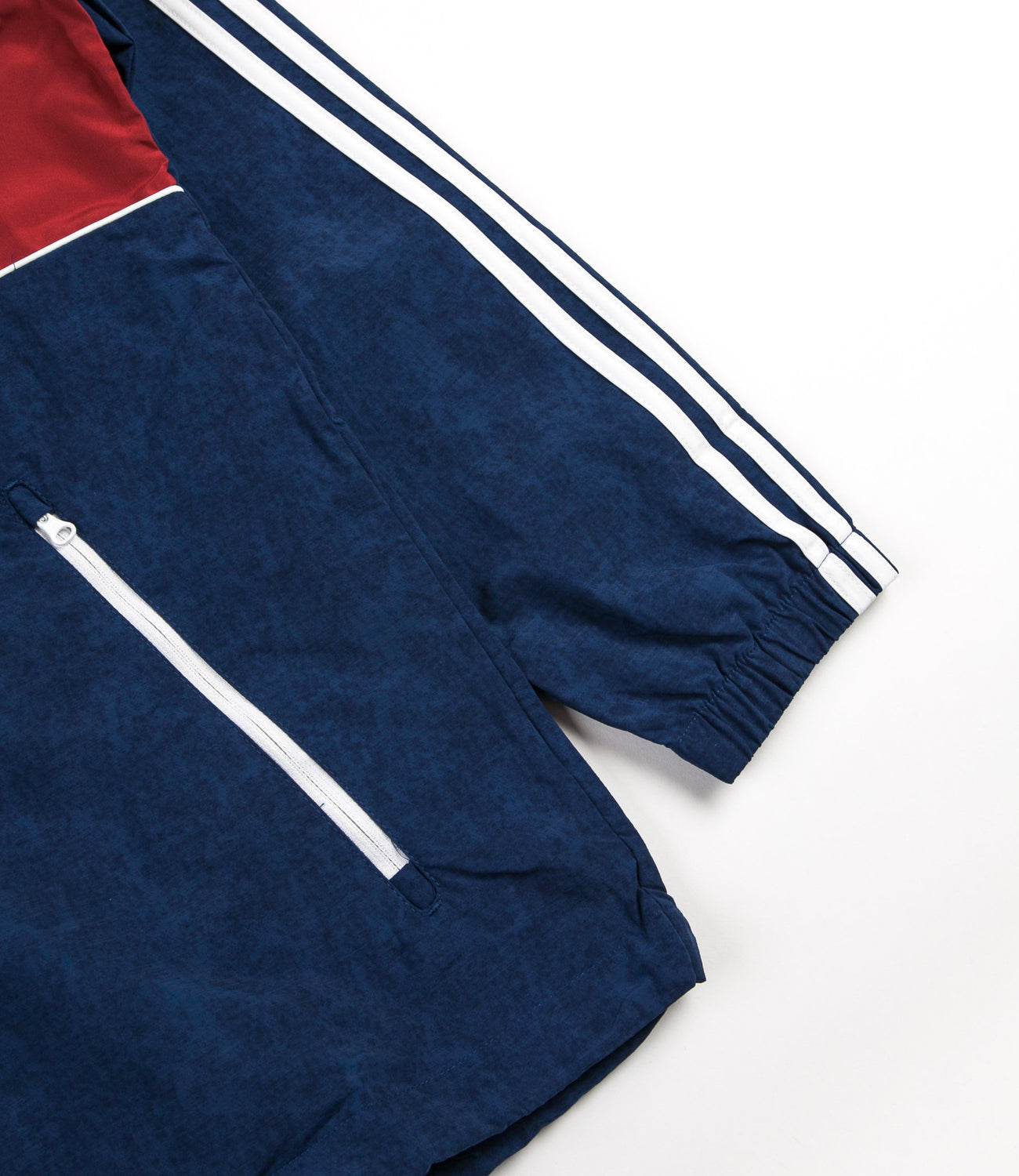 Adidas jeans clearance mystery red
