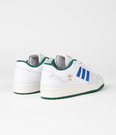 Adidas Forum 84 Low ADV Shoes in FTWR White and Bluebird / Collegiate Green