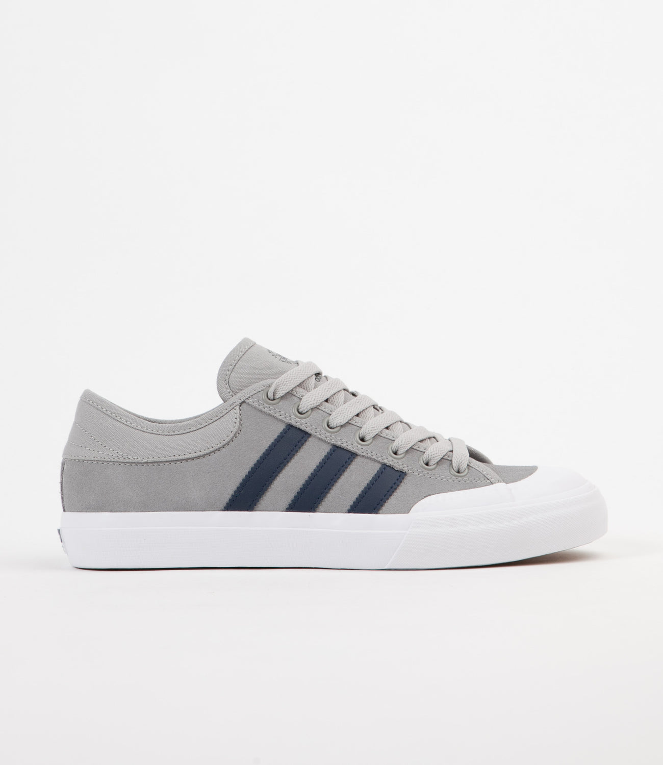registreren Dreigend serveerster Adidas Matchcourt Shoes - Solid Grey / Collegiate Navy / White | Flatspot