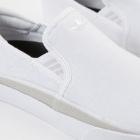 Sabalo adidas slip on 2025
