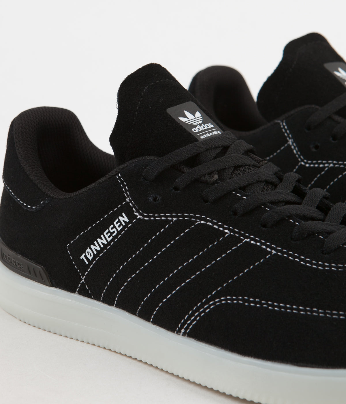 Gustav tonnesen adidas online