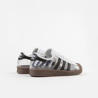 Adidas Superstar 80's 'Blondey' Shoes - White / Core Black / Gum thumbnail