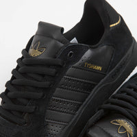Adidas Tyshawn Low Shoes - Core Black / Core Black / Gold Metallic thumbnail