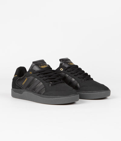 Adidas Tyshawn Low Shoes - Core Black / Core Black / Gold Metallic / Core Black