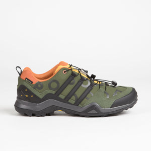 Wild Pine / Core Black / Semi Solar Yellow
