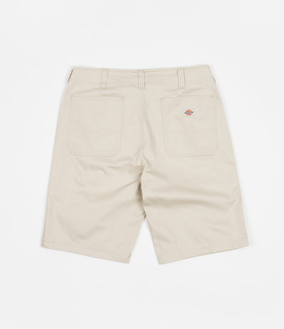 Dickies Funkley Shorts in Cement