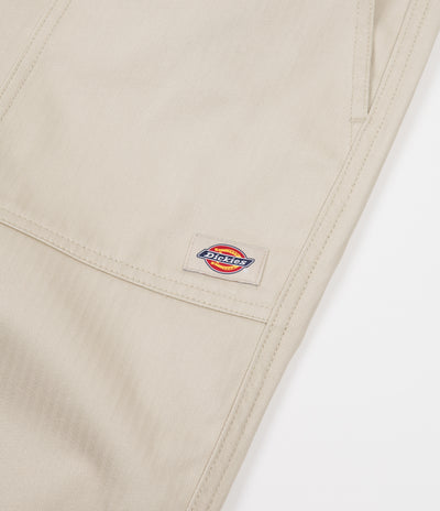 Dickies Funkley Shorts in Cement