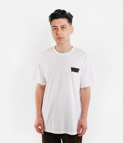 Levi's® Skate Graphic T-Shirt - LSC White Core / Batwing Black