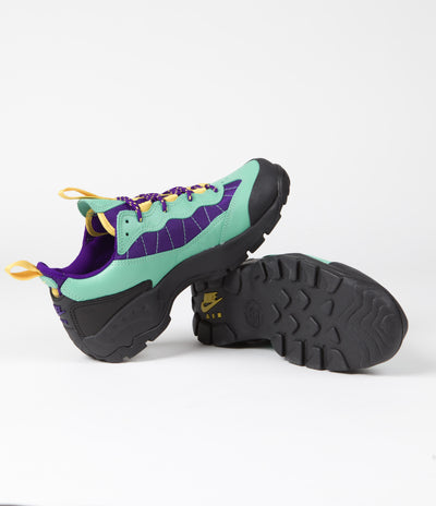 Nike ACG Air Mada Shoes - Light Menta / Black - Electro Purple