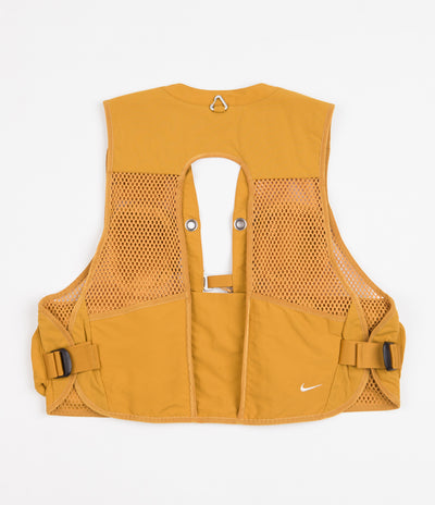 Nike ACG Buttles Vest - Gold Suede / Sanddrift / Sanddrift