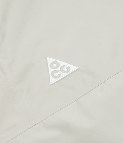 Nike ACG Chain Of Craters Jacket - Light Stone / Light Bone / Summit White