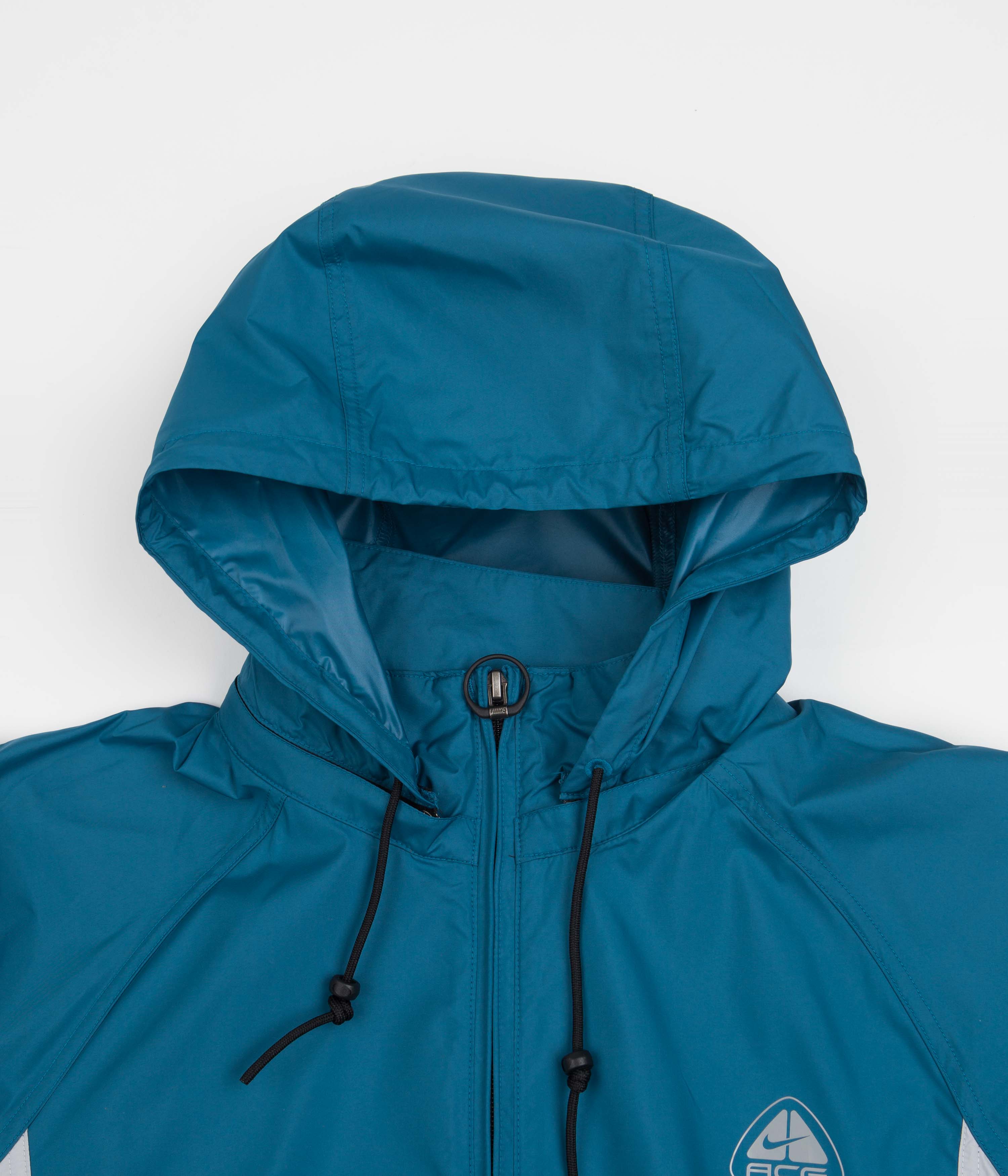Nike ACG Oregon Series Micro Shell Jacket - Green Abyss / Black / Wolf ...