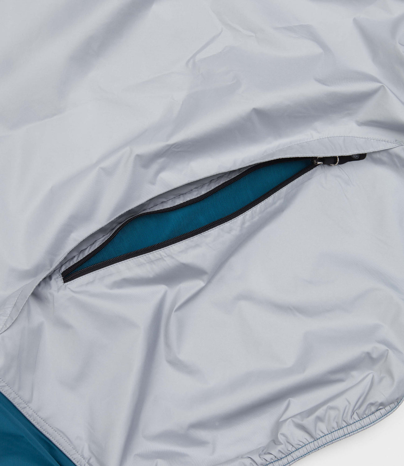 Nike ACG Oregon Series Micro Shell Jacket - Green Abyss / Black / Wolf ...