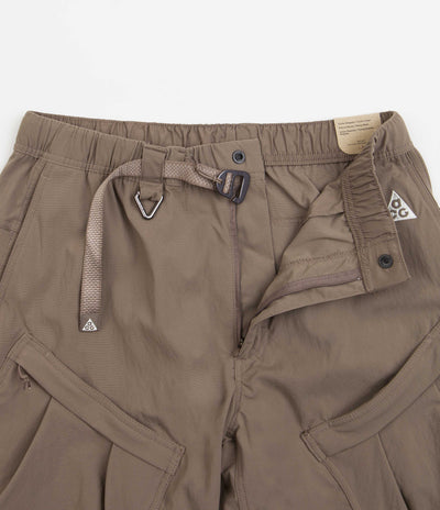 Nike ACG Smith Summit Cargo Pants - Olive Grey / Summit White