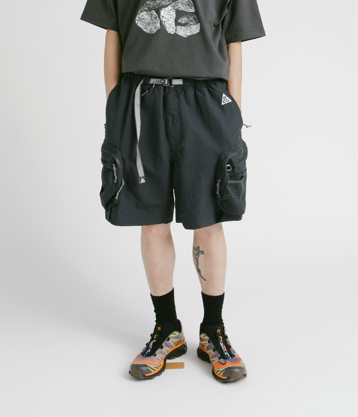 Nike ACG Snowgrass Cargo Shorts - Dark Smoke Grey / Summit White