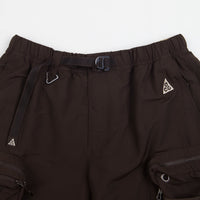 Nike ACG Snowgrass Cargo Shorts - Velvet Brown / Black / Sanddrift 
