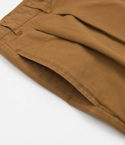 Nike Pleated Chino Shorts - Ale Brown / White