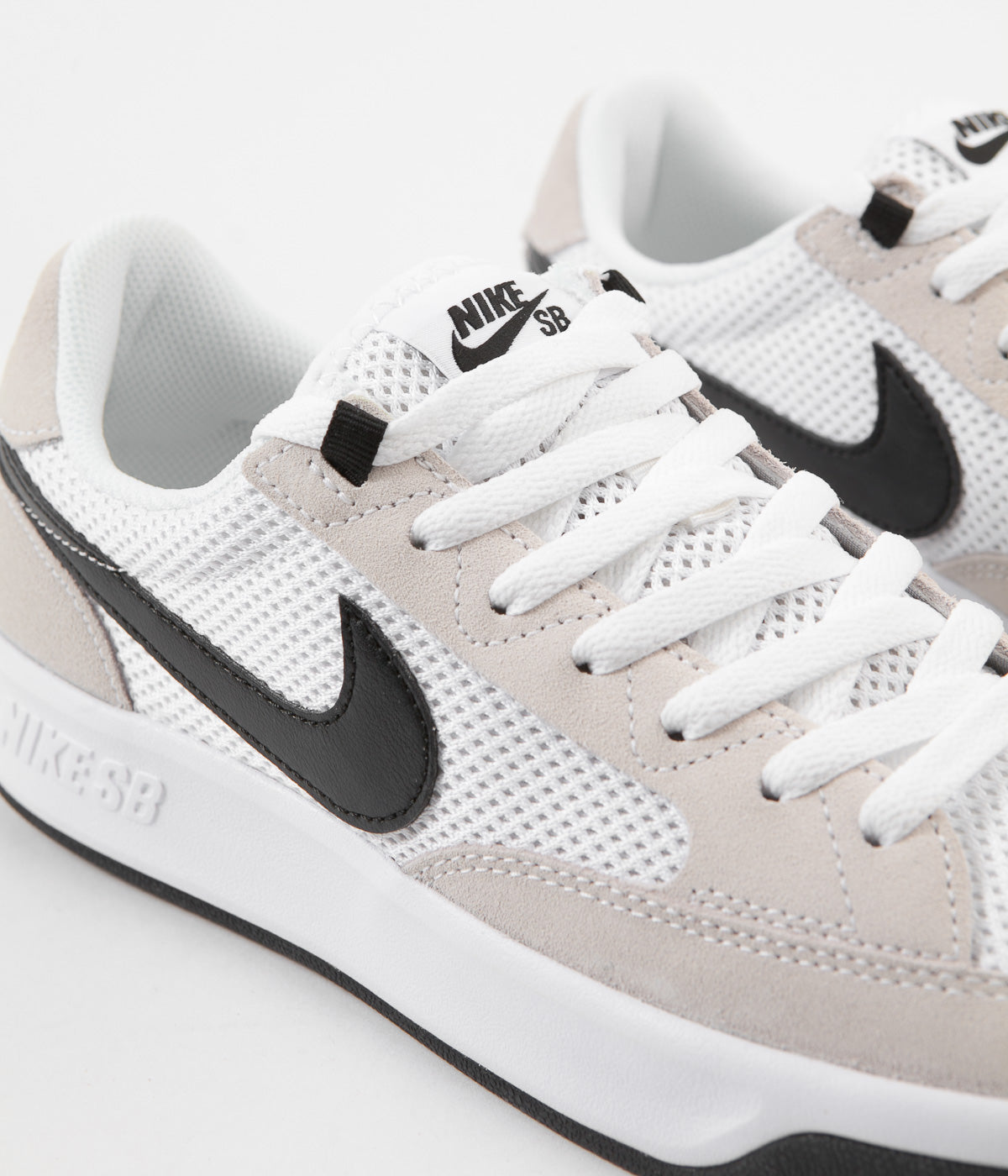 nike sb adversary shoes