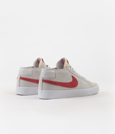 Nike SB Blazer Chukka Shoes - Vast Grey / Crimson