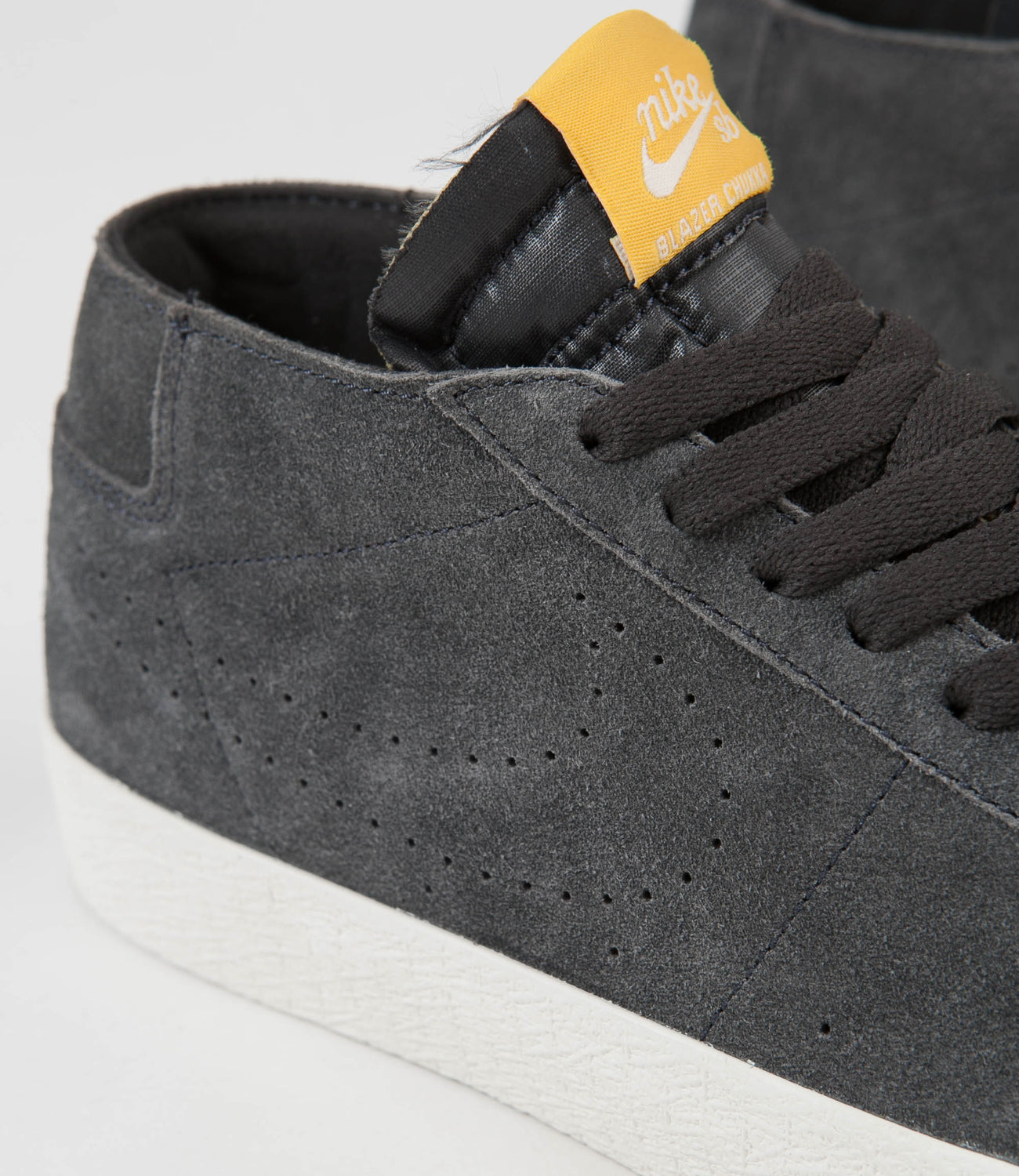 nike sb zoom blazer chukka xt
