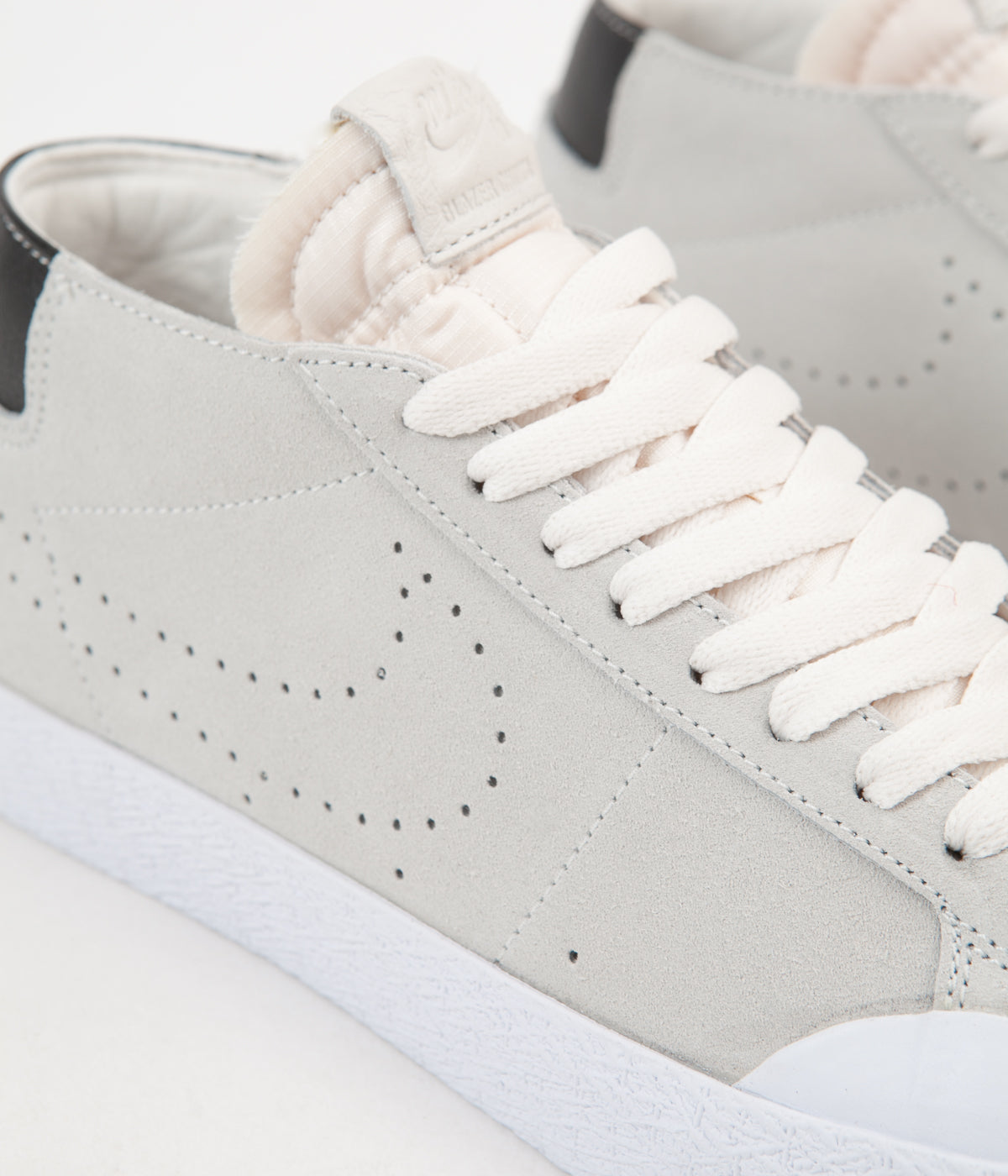 Sb zoom blazer chukka xt white Clearance