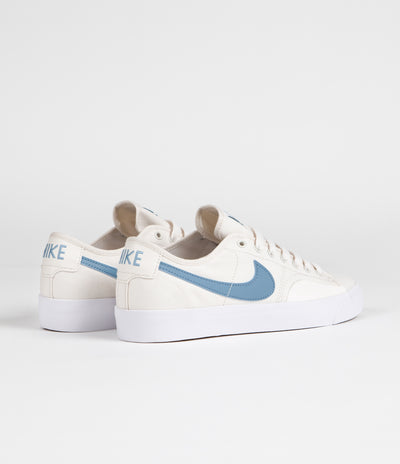 Nike SB Blazer Court Shoes - Phantom / Cerulean - Phantom - Gum Light Brown