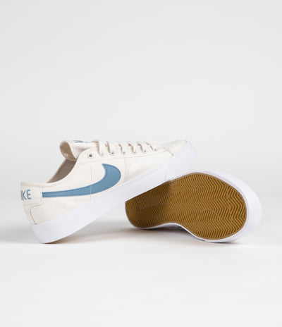 Nike SB Blazer Court Shoes - Phantom / Cerulean - Phantom - Gum Light Brown