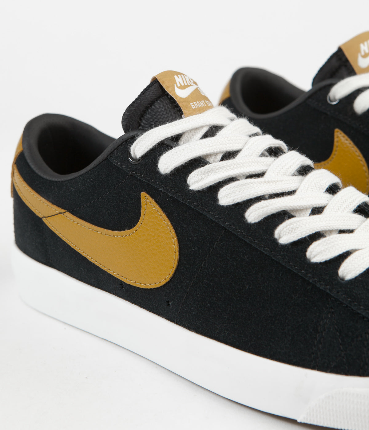 Nike sb blazer low gt black wheat white Clearance