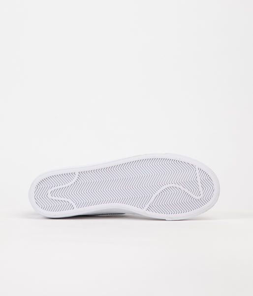 Nike SB Blazer Low Shoes - White / Obsidian | Flatspot