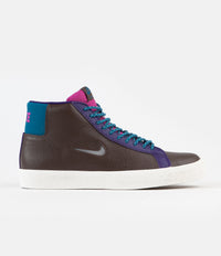 Nike SB Blazer Mid Premium Shoes - Baroque Brown / White - Green Abyss