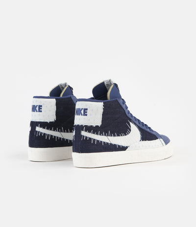 Nike SB Blazer Mid Premium Shoes - Mystic Navy / Sail - Sail - Gum Light Brown