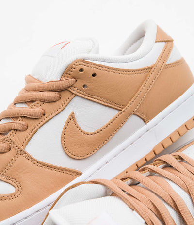 Nike SB Dunk Low Pro Orange Label Shoes in Light Cognac and Light Cognac and White - Light Cognac