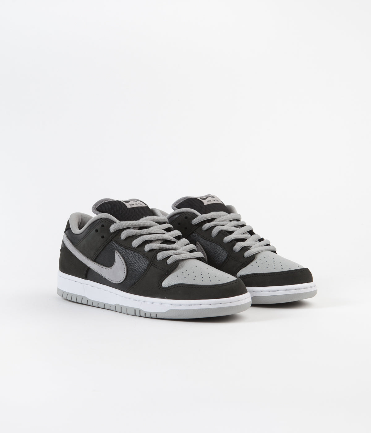 Nike shoes black and gray Clearance