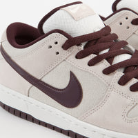 Nike SB Dunk Low Pro Shoes - Desert Sand / Mahogany - Summit White thumbnail