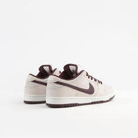 Nike SB Dunk Low Pro Shoes - Desert Sand / Mahogany - Summit White thumbnail
