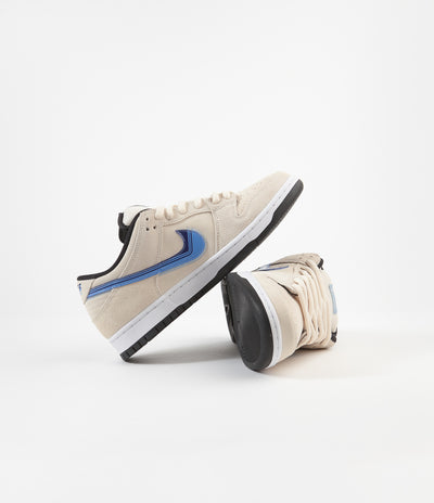 Nike SB Dunk Low Pro Shoes - Light Cream / Deep Royal Blue