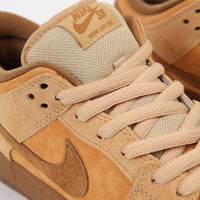 Nike SB Dunk Low Shoes - Dune / Twig - Wheat - Gum Medium Brown thumbnail