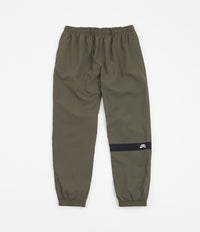 Nike SB Essentials Track Pants - Cargo Khaki / Black
