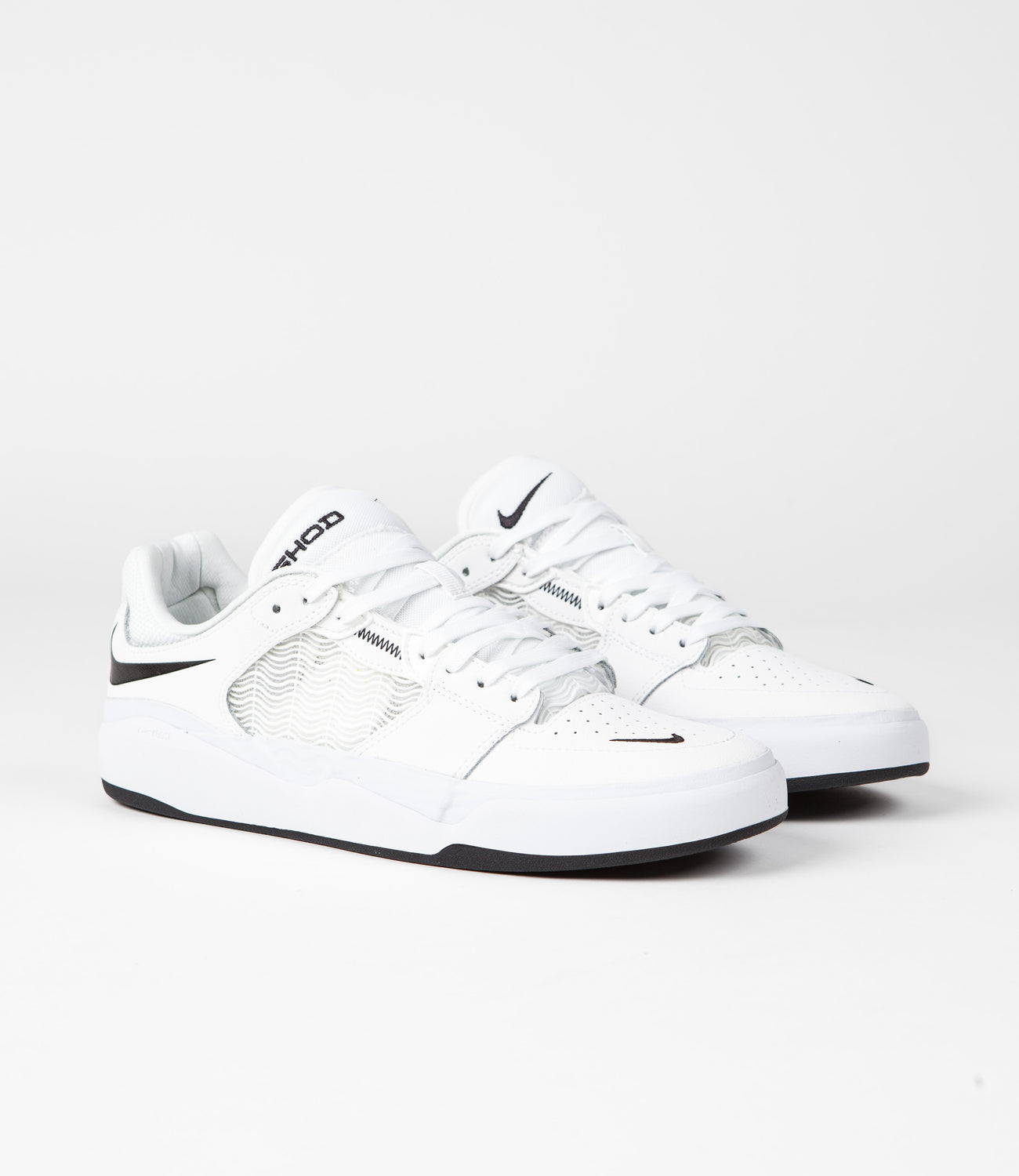 Nike SB Ishod Premium Shoes - White / Black - White - Black | Flatspot