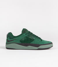 Nike SB Ishod Shoes - Gorge Green / Black - Dutch Green - Black