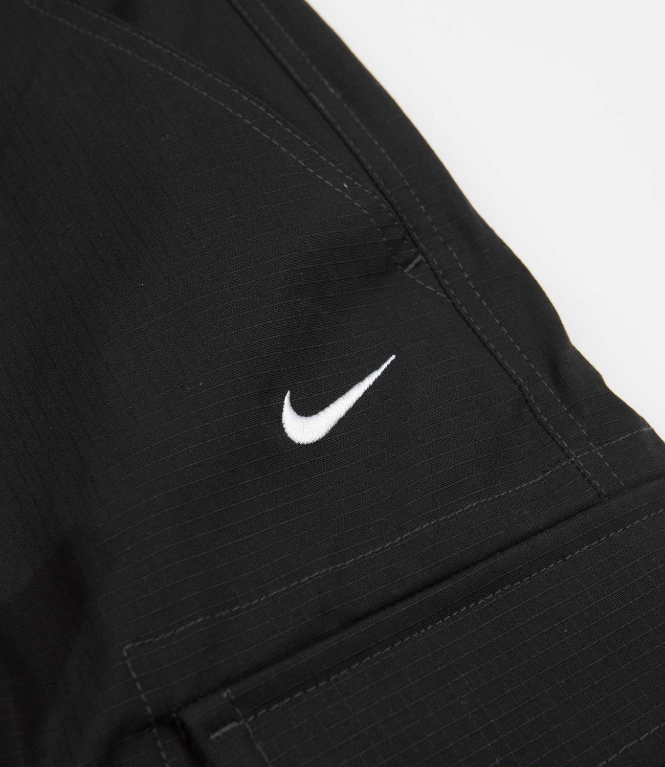 Nike SB Kearny Cargo Pants - Black / White | Flatspot