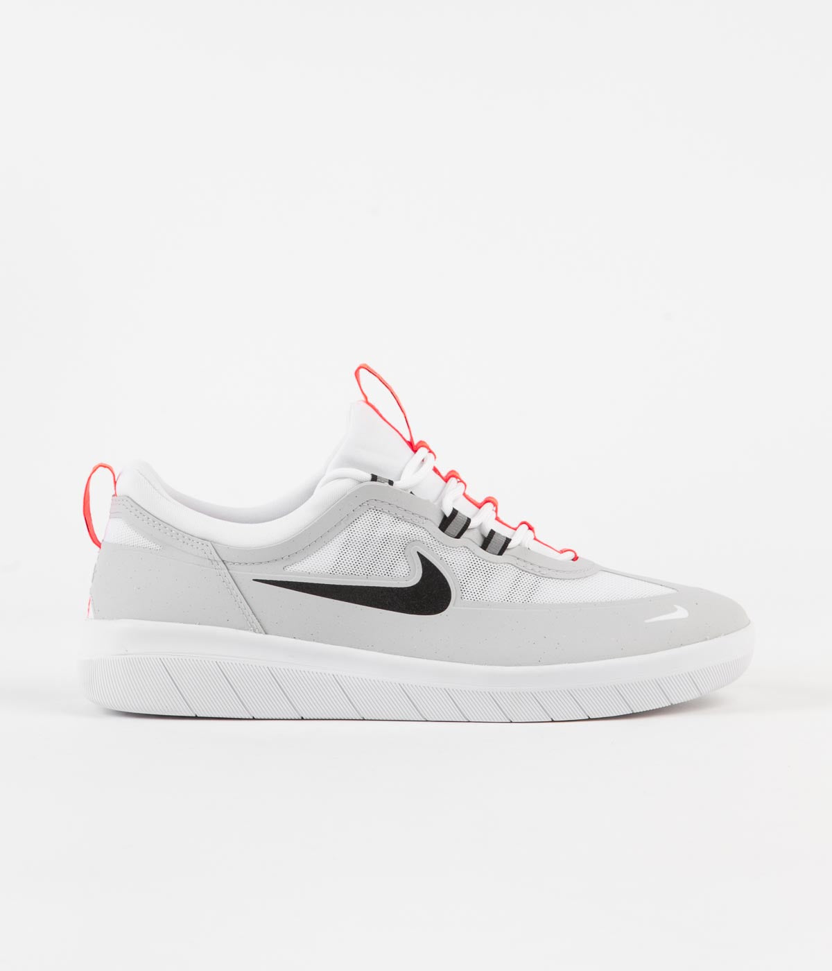 nyjah free 2 bright crimson