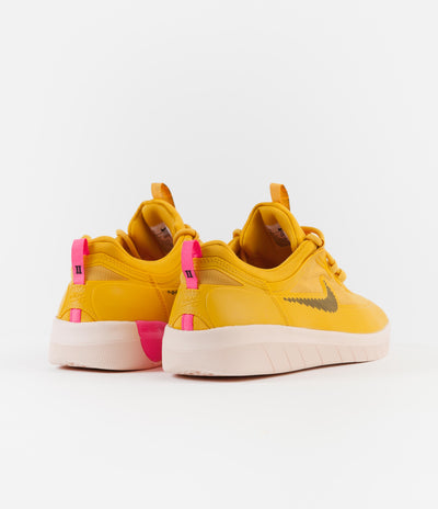 Nike SB Nyjah Free 2 Shoes - Pollen / Black - Pink Blast