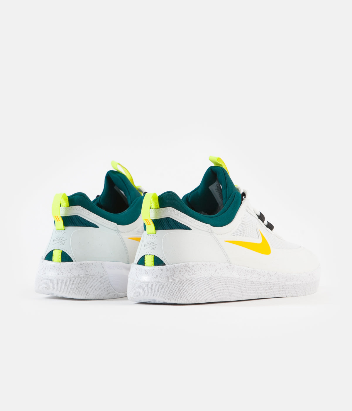 Nike sb nyjah free teal top