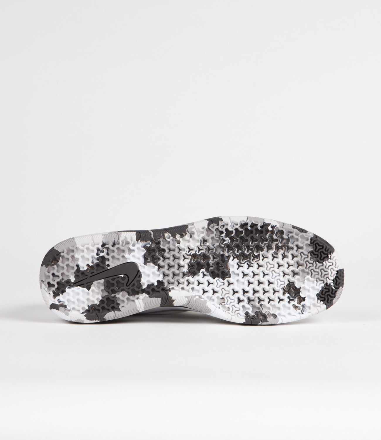 Nike SB Nyjah Free 2 Shoes - White / Atmosphere Grey - Thunder Grey | Flatspot