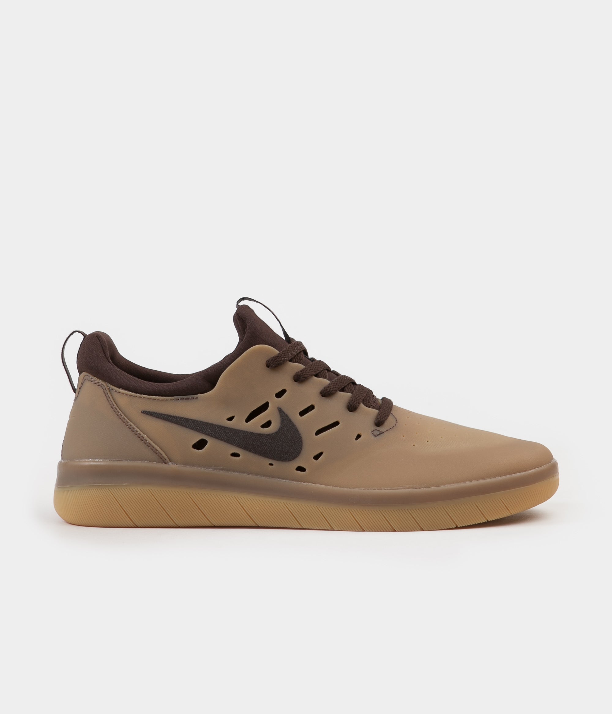 nike sb nyjah free navy gum